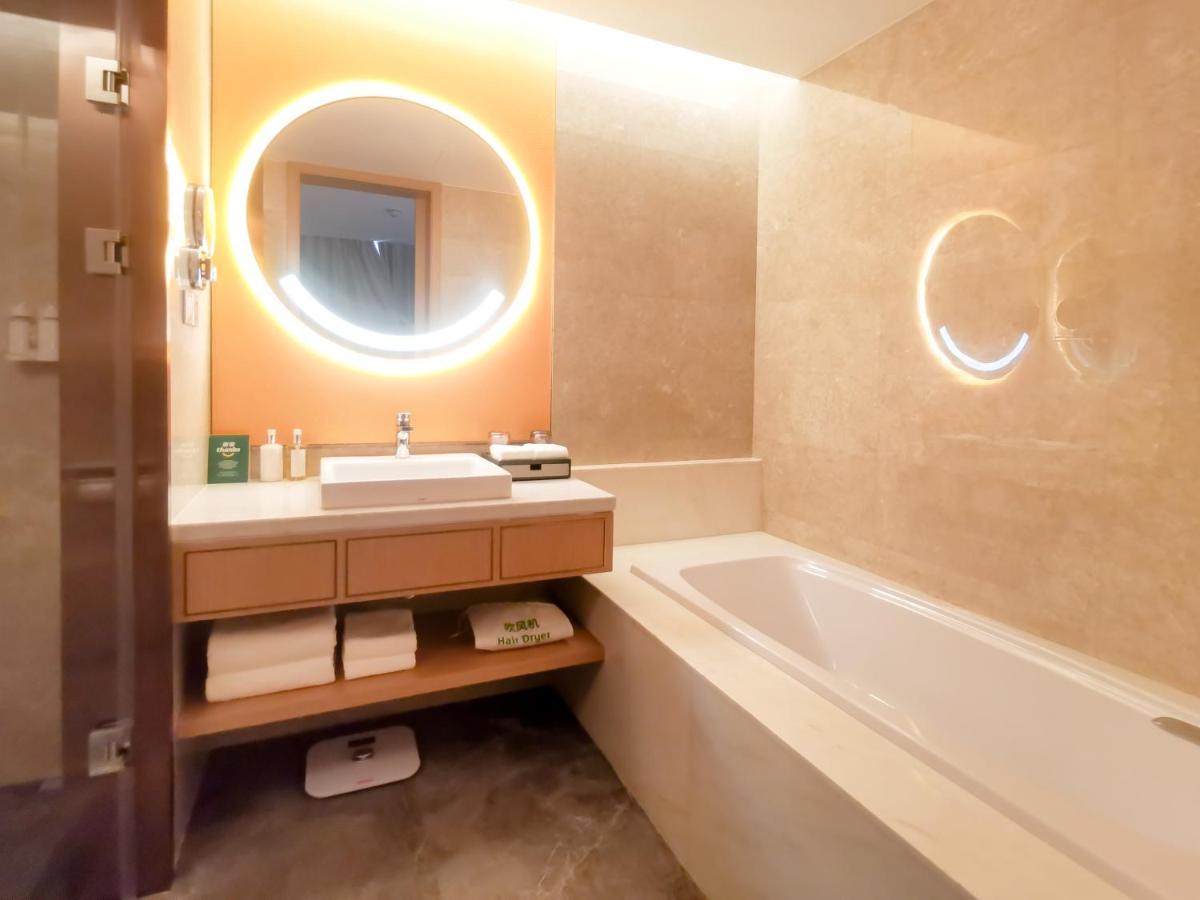 Holiday Inn Luzhou Longjian By Ihg Εξωτερικό φωτογραφία